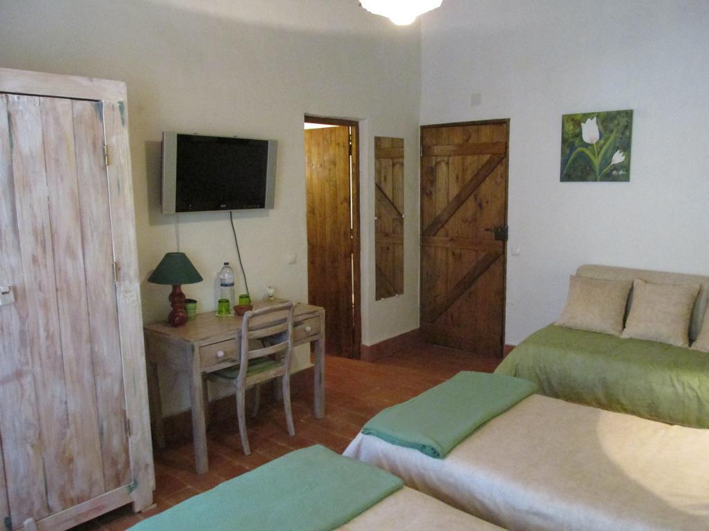 Quinta Dos Valados Bed and Breakfast Querenca Esterno foto