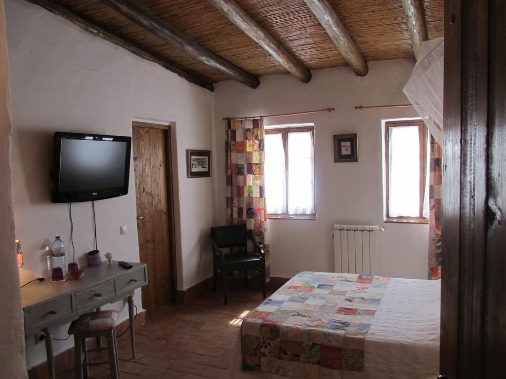 Quinta Dos Valados Bed and Breakfast Querenca Esterno foto